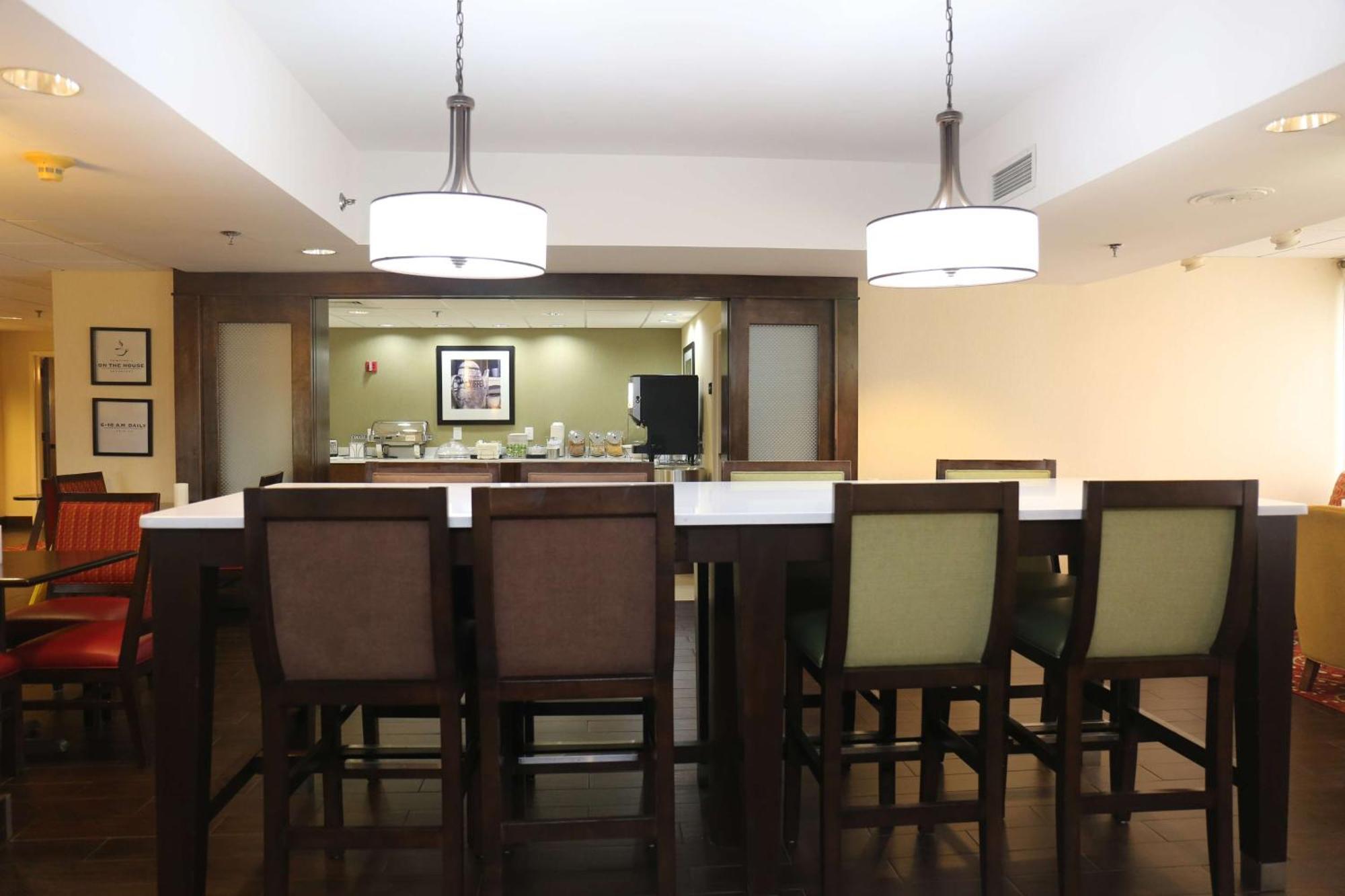 Hampton Inn Самтер Экстерьер фото